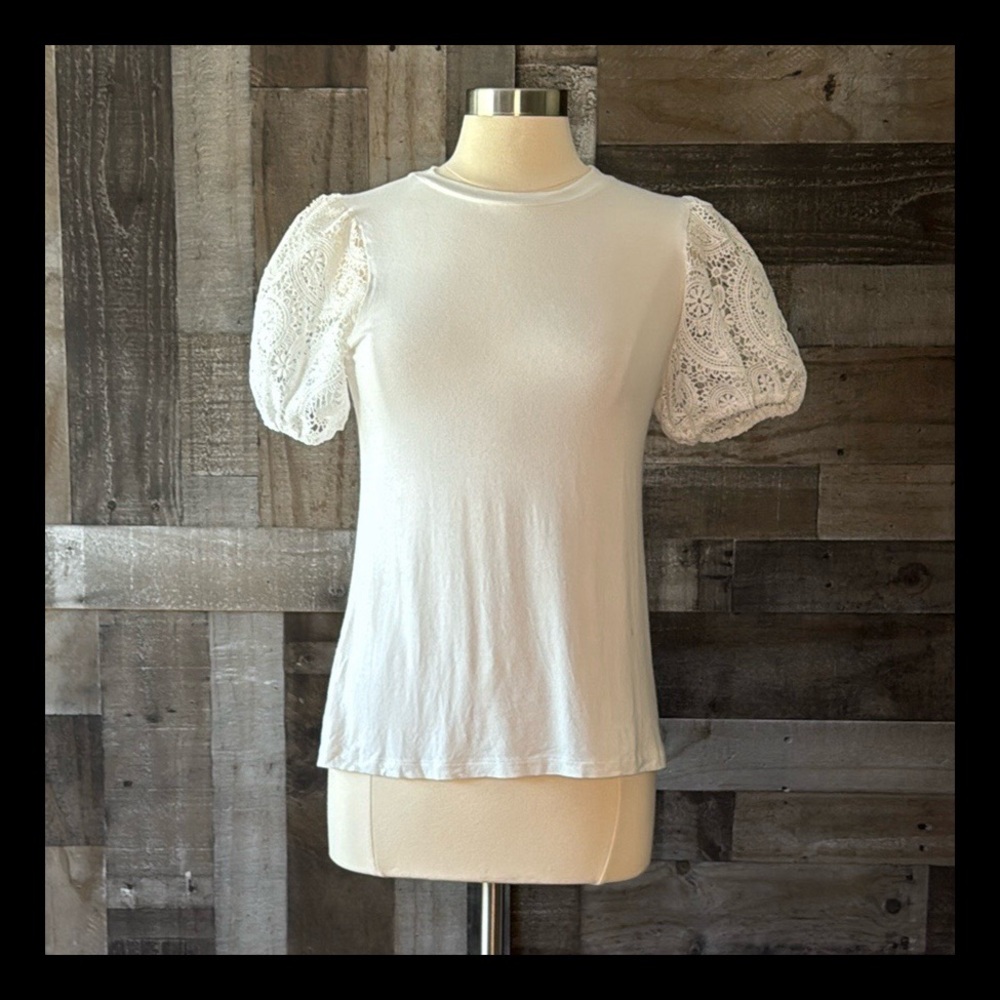 Nordstrom Skies Are Blue white top small floral crochet festival boho coquette